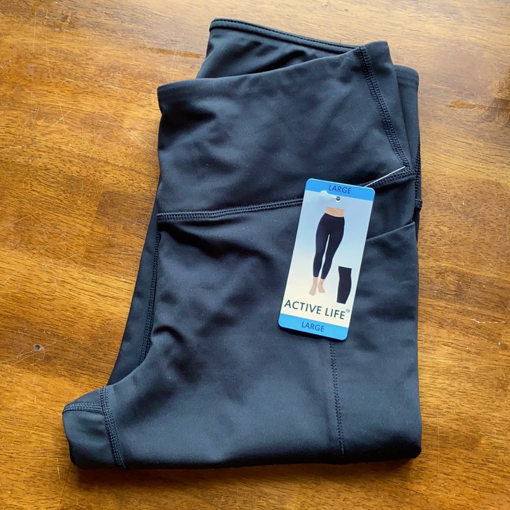 Active Life leggings. NWT. Black. Size L.